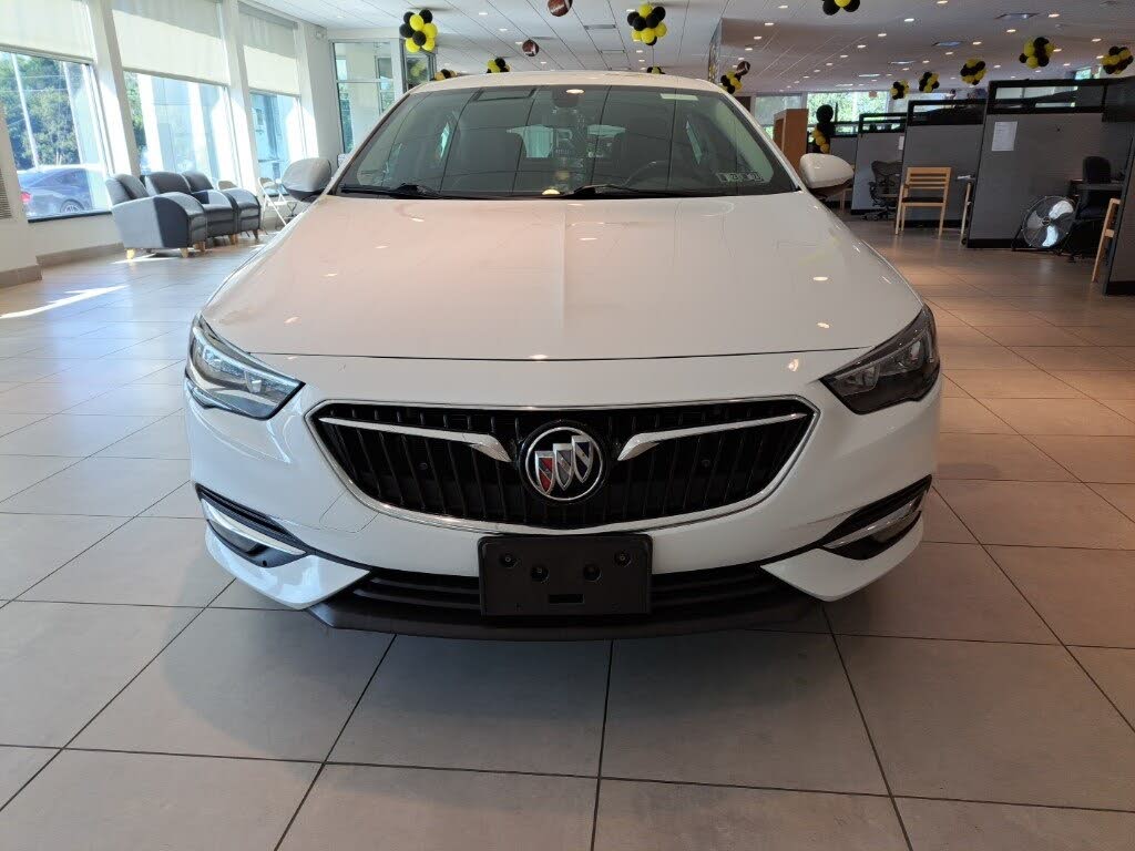 2018 Buick Regal Sportback Essence FWD for sale in Adamsburg, PA – photo 8