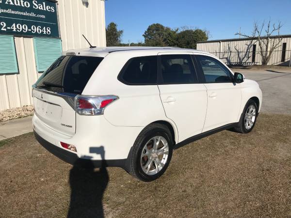 2014 Mitsubishi Outlander SE S-AWC - - by dealer for sale in Morehead City, NC – photo 3