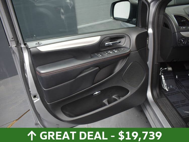 2019 Dodge Grand Caravan GT FWD for sale in Elkhorn, WI – photo 6