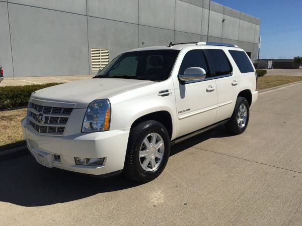 2012 Cadillac Escalade AWD PREMIUM Navigation Rear Entertainment for sale in Mansfield, TX – photo 2