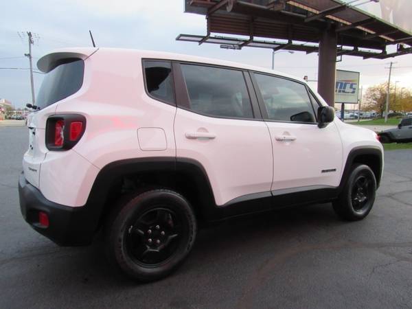 2019 Jeep Renegade Sport 4x4 - cars & trucks - by dealer - vehicle... for sale in Rockford, WI – photo 10