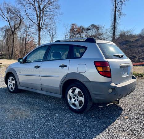 2008 Pontiac Vibe for sale in Belmont, NC – photo 3