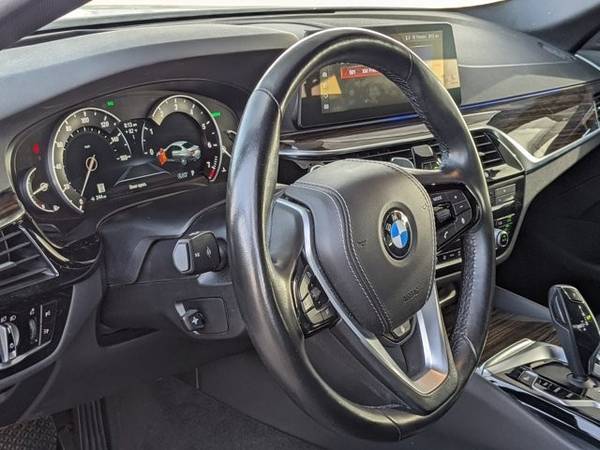 2018 BMW 5 Series 540i Sedan - - by dealer - vehicle for sale in Maypearl, TX – photo 9