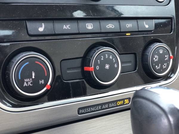 2014 Volkswagen Passat TDI SE w/Sunroof for sale in Snoqualmie, WA – photo 17