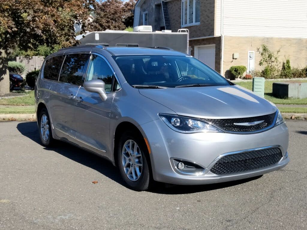 2020 Chrysler Pacifica Touring L FWD for sale in Other, NJ