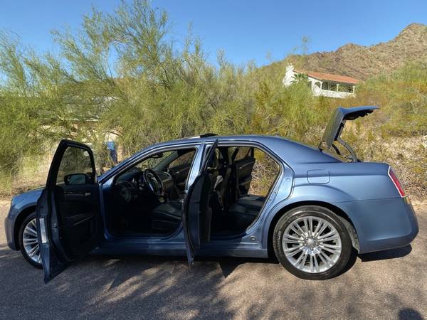 2011 Chrysler 300 C RWD for sale in Phoenix, AZ – photo 20