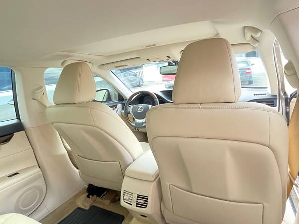 2015 LEXUS ES300h for sale in Other, Other – photo 6