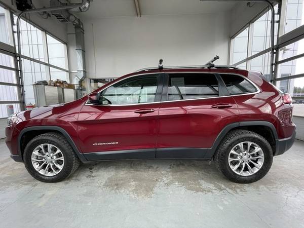 2019 Jeep Cherokee Latitude Plus - - by dealer for sale in Fairbanks, AK – photo 3