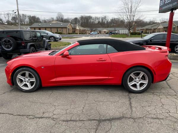2017 Chevrolet Chevy Camaro LT 2dr Convertible w/1LT - cars & trucks... for sale in West Chester, OH – photo 11