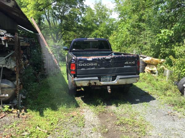 1998 Dodge 2500 truck with plow for sale in Alplaus, NY – photo 3