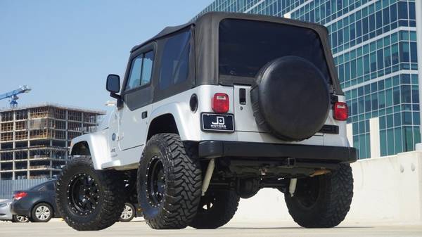 2005 Jeep Wrangler *(( Custom * Lifted 4.0L )) 6 Speed Manual for sale in Austin, TX – photo 5