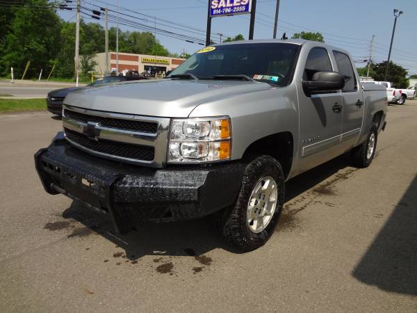 2010 CHEVY SILVERADO crew *reduced** for sale in Waterford, PA – photo 3
