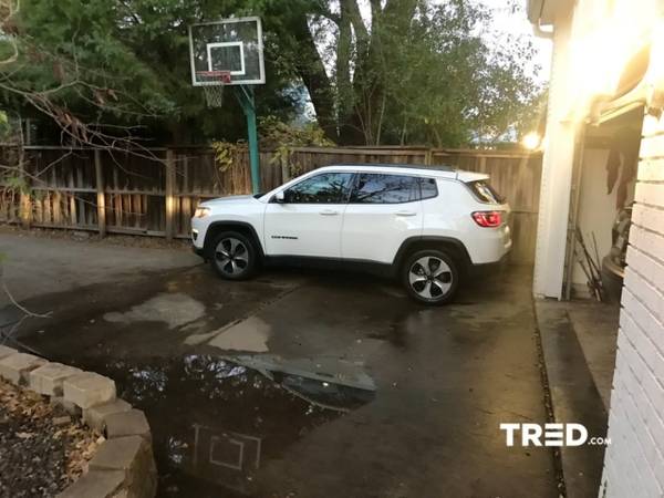 2018 Jeep Compass - - by dealer - vehicle automotive for sale in Dallas, TX – photo 4