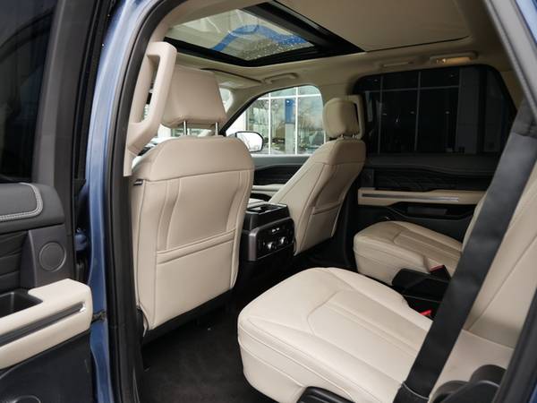2019 Ford Expedition Platinum - - by dealer - vehicle for sale in VADNAIS HEIGHTS, MN – photo 13