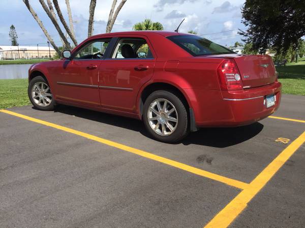 Chrysler 300 touring - cars & trucks - by owner - vehicle automotive... for sale in Oneco, FL – photo 2