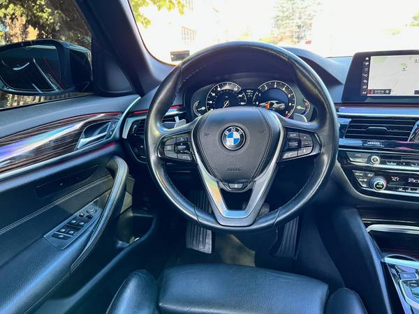 2018 BMW 5 Series 530i xDrive AWD - mint condition) for sale in Bethlehem, PA – photo 11