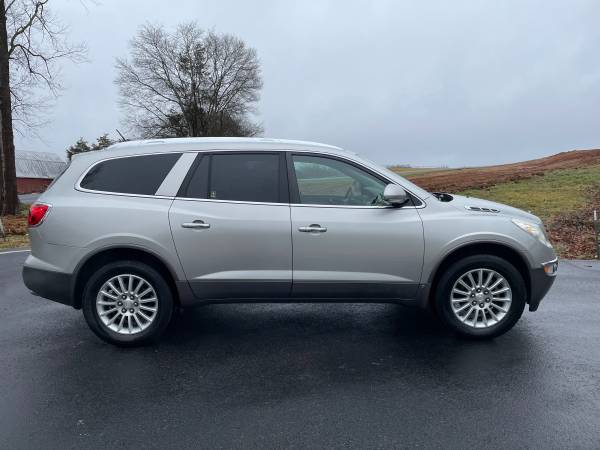2008 Buick Enclave CXL low miles for sale in Sevierville, TN – photo 4