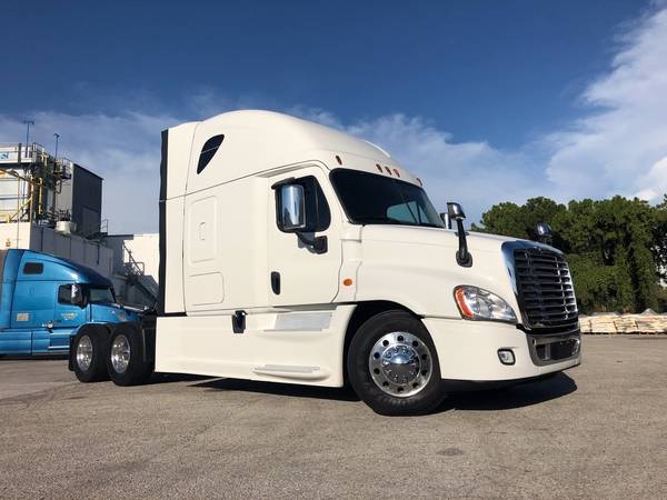 2016 Freightliner Cascadia EVO Cummins ISX, 10 Speed, 1 Owner FL truck for sale in Fort Myers, FL – photo 20