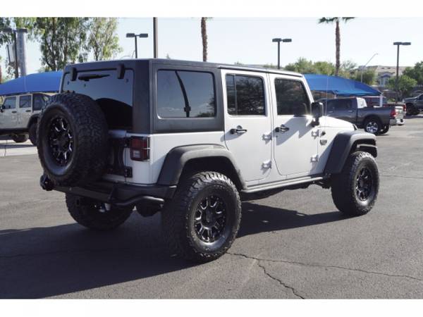 2012 Jeep Wrangler UNLIMITED 4WD 4DR CALL OF DUTY MW3 SUV 4x4 Passenge for sale in Glendale, AZ – photo 5