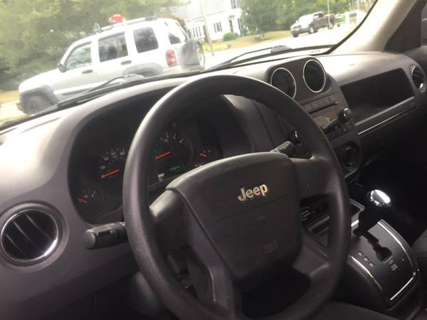 09 Jeep Patriot 4x4 extra clean low miles 100% finance - cars &... for sale in Hanover, MA – photo 4