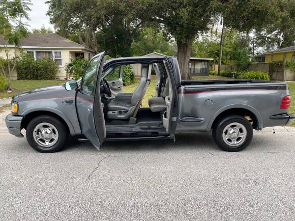 2003 Ford F150 triton 5.4 v8 ice cold AC runs great stepside￼ - cars... for sale in Pinellas Park, FL – photo 3