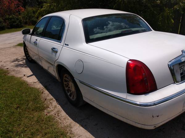 1999 Lincoln Town Car for sale in Myrtle Beach, SC – photo 4