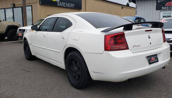 2006 Dodge Charger SE, Stone White with Grey Cloth Int, Auto, COLD A/C for sale in Hillsboro, OR – photo 7