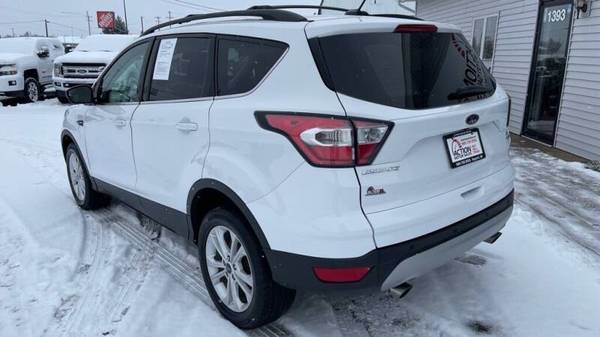2017 Ford Escape SE AWD 4dr SUV 63, 680 Miles - - by for sale in Gaylord, MI – photo 2