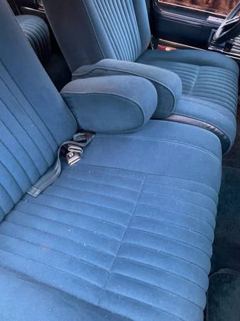 1983 Lincoln Town Car for sale in Bloomfield, CT – photo 6