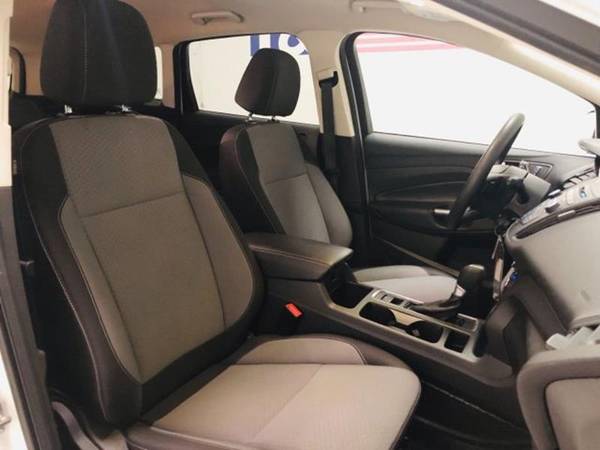 *2019 FORD ESCAPE*ARTIC WHITE* CAPITOL ONE APPROVALS* 500D/P* SUV*NICE for sale in San Antonio, TX – photo 24