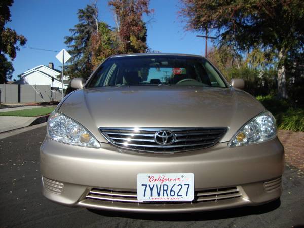 LIKE NEW!!! 2005 TOYOTA CAMRY - cars & trucks - by dealer - vehicle... for sale in Sherman Oaks, CA – photo 6