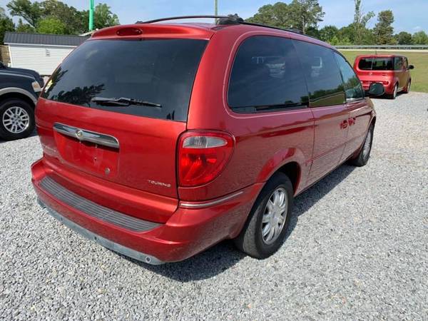2005 Chrysler Town and Country Touring, 3.8 V6, Factory TV/DVD for sale in Grimesland, NC – photo 4