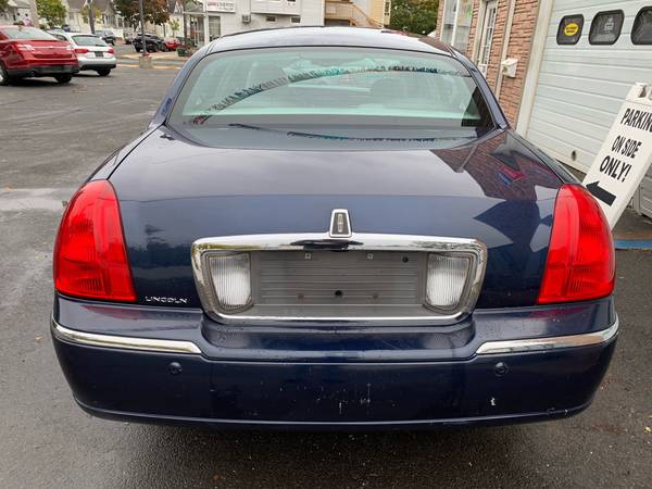2004 LINCOLN TOWN CAR ULTIMATE - - by dealer for sale in West Haven, CT – photo 12