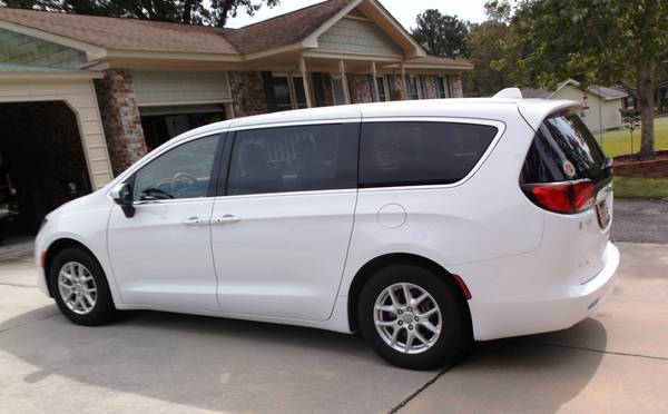 2017 Chrysler Pacifica Touring - cars & trucks - by owner - vehicle... for sale in Ladson, SC – photo 2