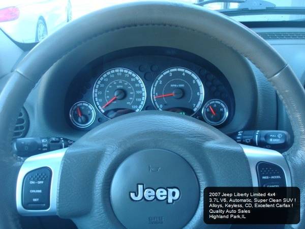 2007 Jeep Liberty Limited 4WD - - by dealer - vehicle for sale in Highland Park, IL – photo 22