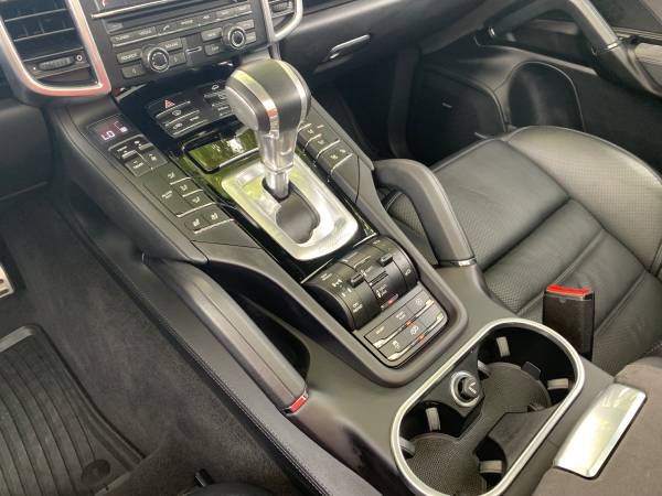 2016 PORSCHE CAYENNE GTS AWD VERY CLEAN SALE PRICE for sale in San Diego, CA – photo 14