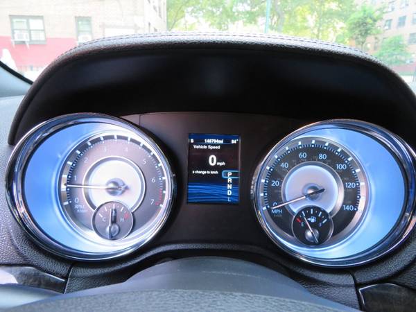 2014 Chrysler 300 C AWD Sedan No Accidents! Runs & Looks Great! for sale in Brooklyn, NY – photo 14