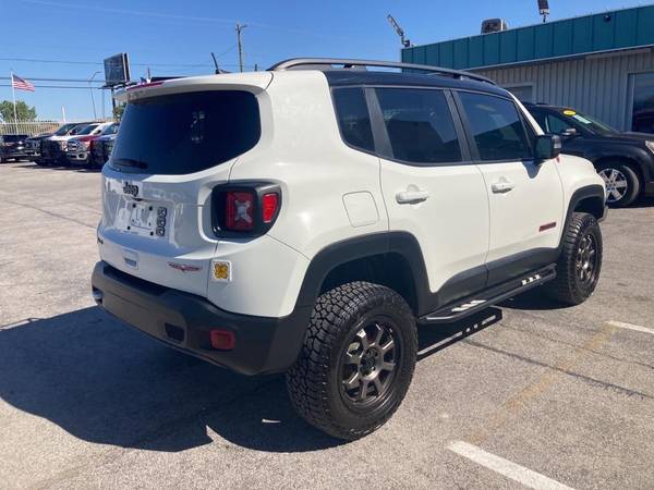 2019 JEEP RENEGADE TRAILHAWK - - by dealer - vehicle for sale in Fort Worth, TX – photo 5