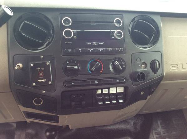 CLEAN CARFAX!!! 2009 Ford F450 Crew Cab 4x4 Utility **FREE... for sale in Metairie, LA – photo 8