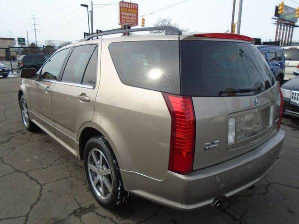 2004 Cadillac SRX Base RWD 4dr SUV V8 - BEST CASH PRICES AROUND! for sale in Detroit, MI – photo 5
