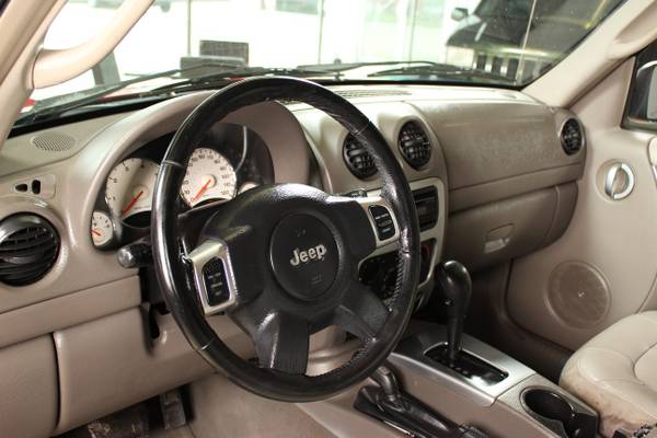 2002 Jeep Liberty Limited 4x4 FLORIDA VEHICLE! - - by for sale in Stow, OH – photo 7