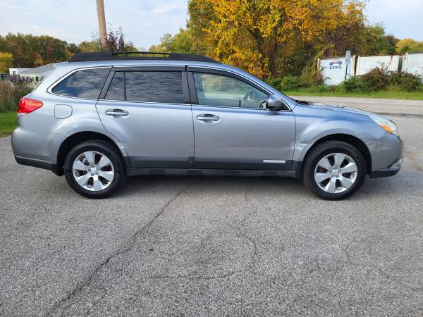 2011 Subaru Outback - - by dealer - vehicle automotive for sale in Austintown, OH – photo 6