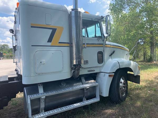 1998 Freightliner FLD112 Pre ELD for sale in Gary, TX – photo 3