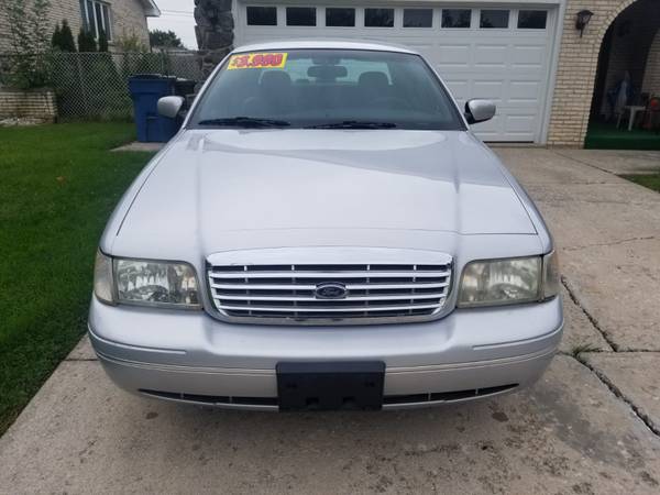 2003 ford crown vic for sale in Oak Lawn, IL
