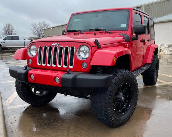 2016 Jeep Wrangler Unlimited Sahara for sale in Woodway, TX – photo 5