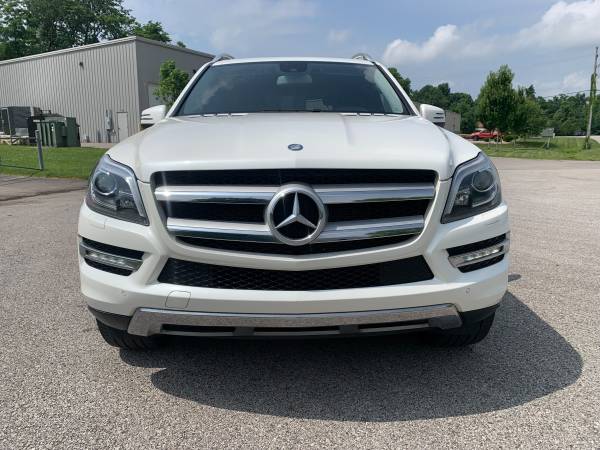 2014 Mercedes-Benz GL450 4MATIC 1 Owner Excellent Condition - cars & for sale in Jeffersonville, KY – photo 3