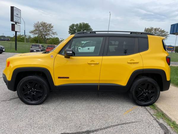 2018 Jeep Renegade Trailhawk 4x4 - - by dealer for sale in Papillion, NE – photo 3