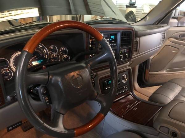 2002 Cadillac Escalade ~~ Black Beauty ~~ Must see this Cadillac !! ~~ for sale in Safety Harbor, FL – photo 9