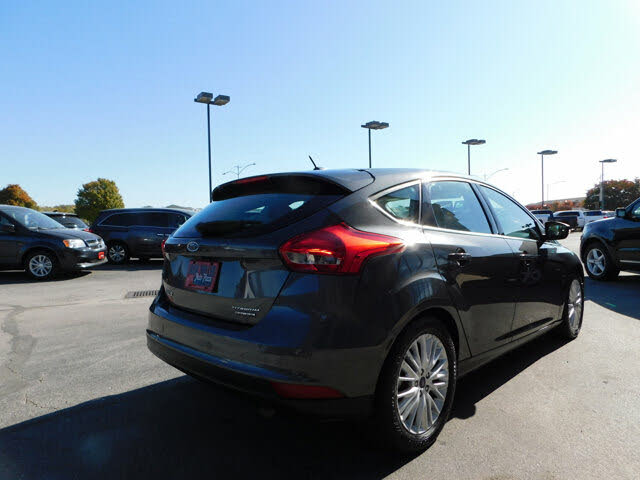 2016 Ford Focus Titanium Hatchback for sale in N. Kansas City, MO – photo 2