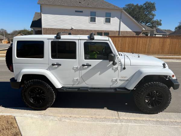 2013 Jeep Wrangler Unlimited Sahara 4WD for sale in Austin, TX – photo 4